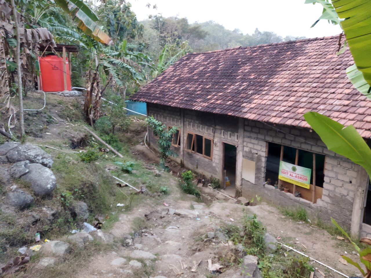 Pembangunan Lapangan